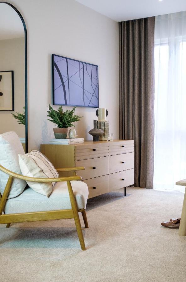 Apartment 21 Hudson Quarter Luxury Apartments-Free Parking 1 Car Йорк Экстерьер фото